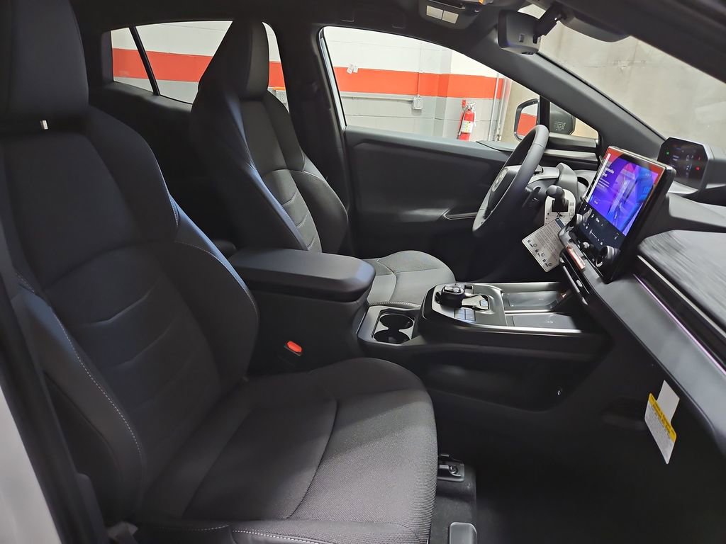 New 2026 Toyota C-HR AWD/4WD image 31