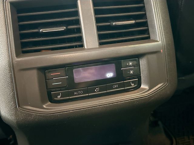 Used 2018 Volkswagen Atlas SEL Premium image 27