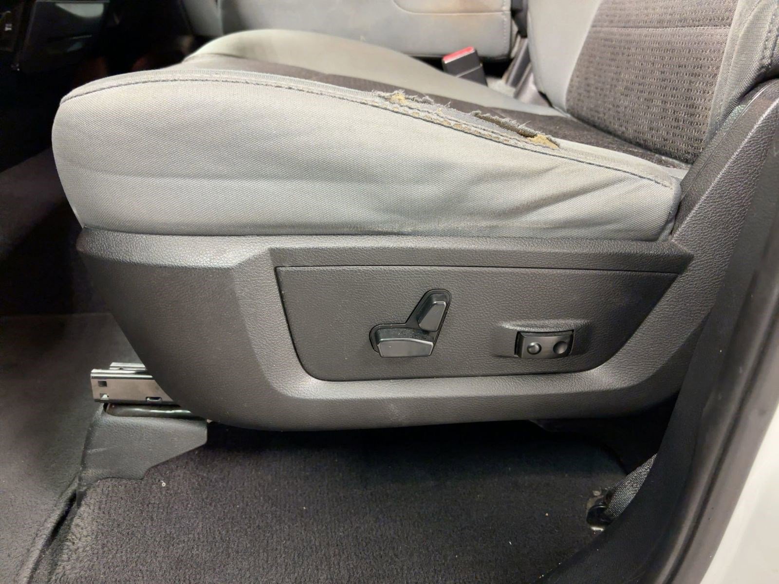 Used 2016 RAM 1500 Big Horn image 12