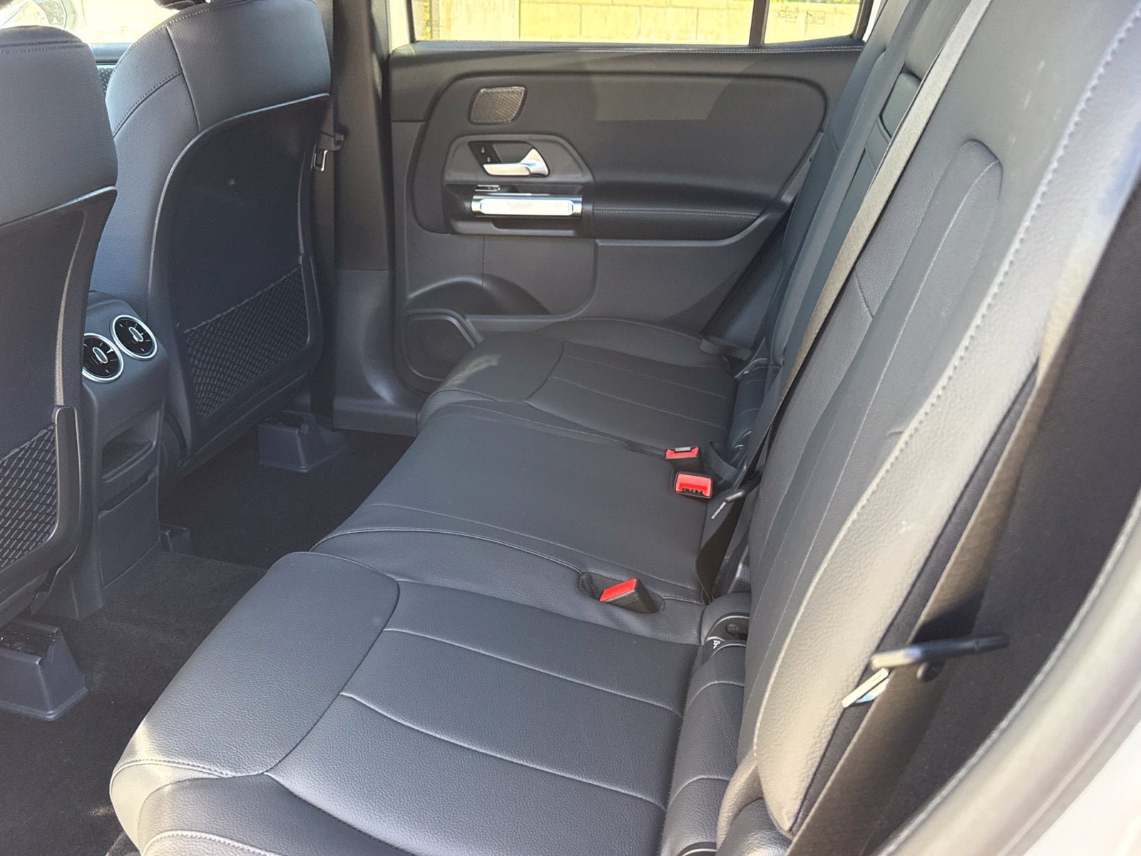 New 2026 Mercedes-Benz GLB 250 4MATIC image 27