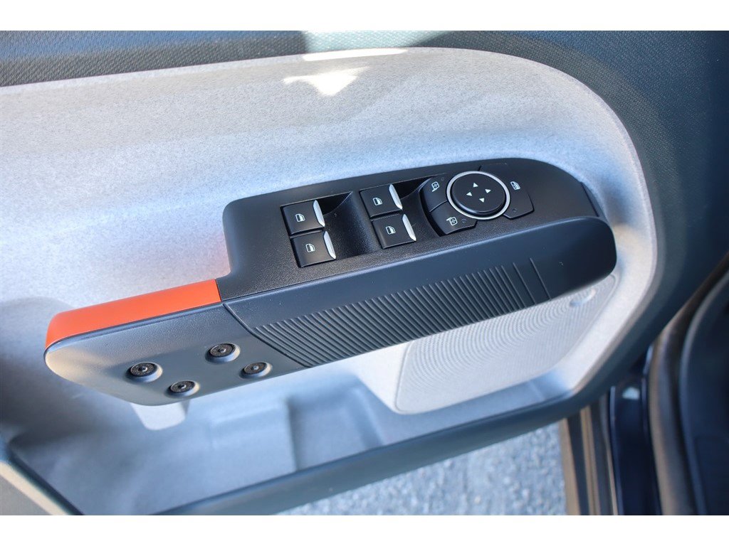 Used 2022 Ford Maverick XLT image 17