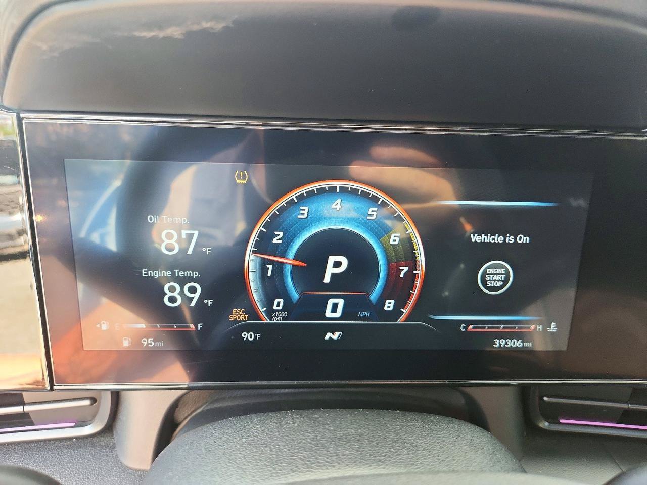Used 2025 Hyundai Elantra N w/ Cargo Package FWD image 8