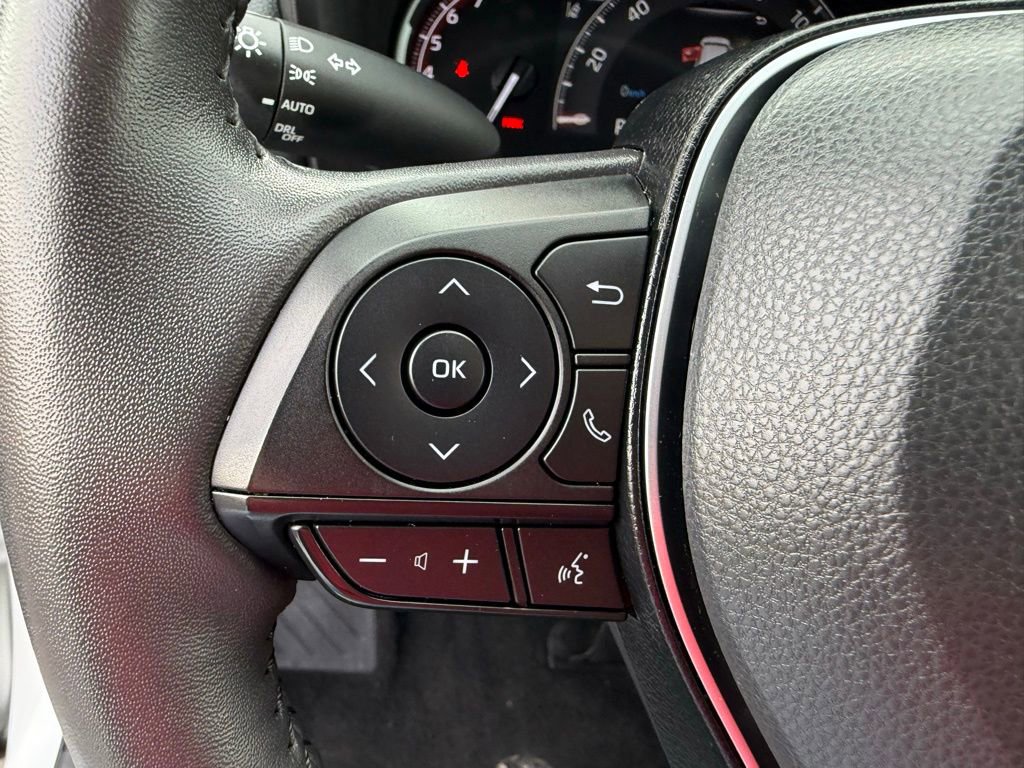 Used 2025 Toyota RAV4 XLE w/ Weather Package image 22