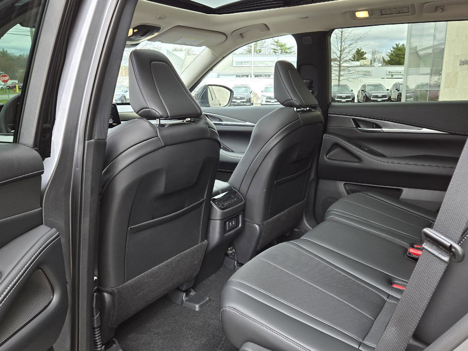 Certified 2026 INFINITI QX60 Pure w/ Cargo Package image 22