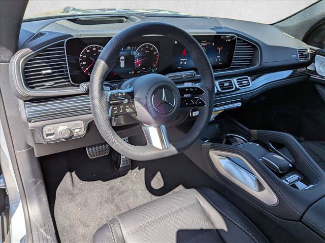 New 2026 Mercedes-Benz GLS 580 4MATIC image 3