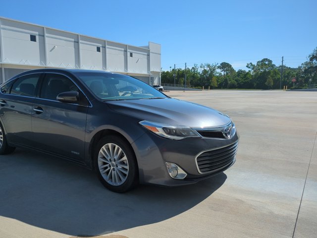 Used 2014 Toyota Avalon XLE Touring FWD image 3