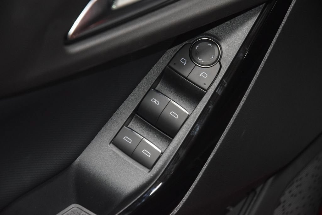New 2027 Chevrolet Equinox RS w/ Safety and Technology Package FWD image 48