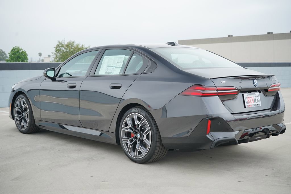 New 2026 BMW i5 eDrive40 w/ M Sport Package RWD image 7