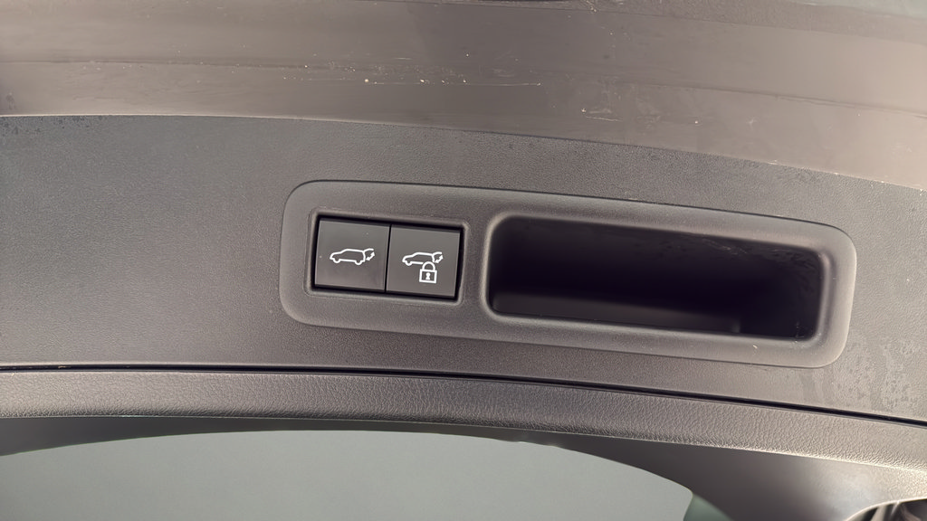 Used 2025 Lexus UX 300h AWD w/ Accessory Package (Z1) image 19
