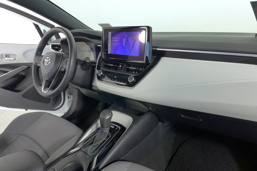 Used 2024 Toyota Corolla SE image 13