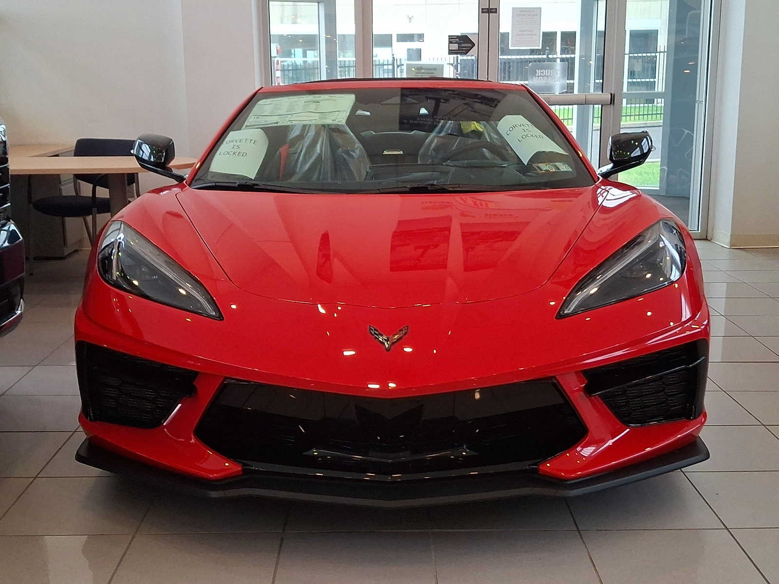 New 2027 Chevrolet Corvette Stingray Coupe w/ 1LT RWD image 2