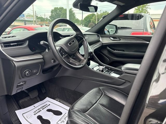 Used 2022 Jeep Grand Cherokee L Overland AWD/4WD image 9