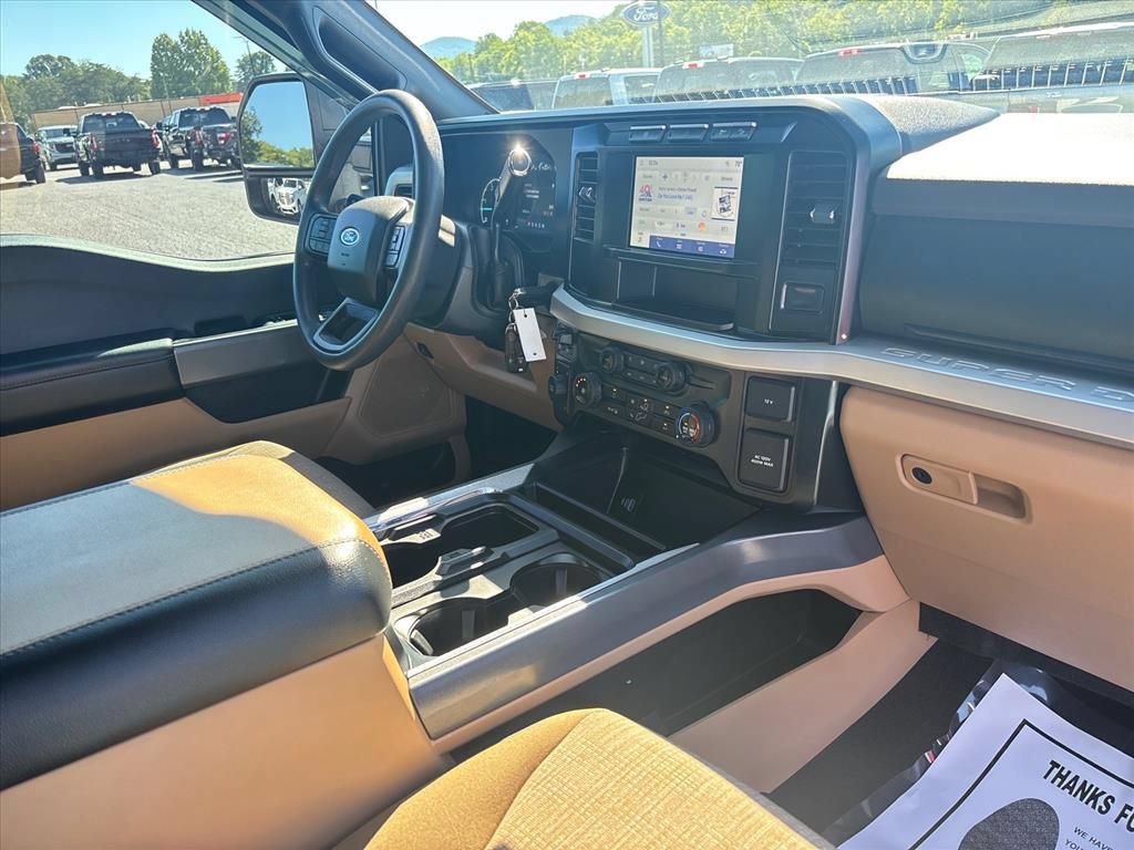 Used 2024 Ford F450 XLT w/ FX4 Off-Road Package AWD/4WD image 13