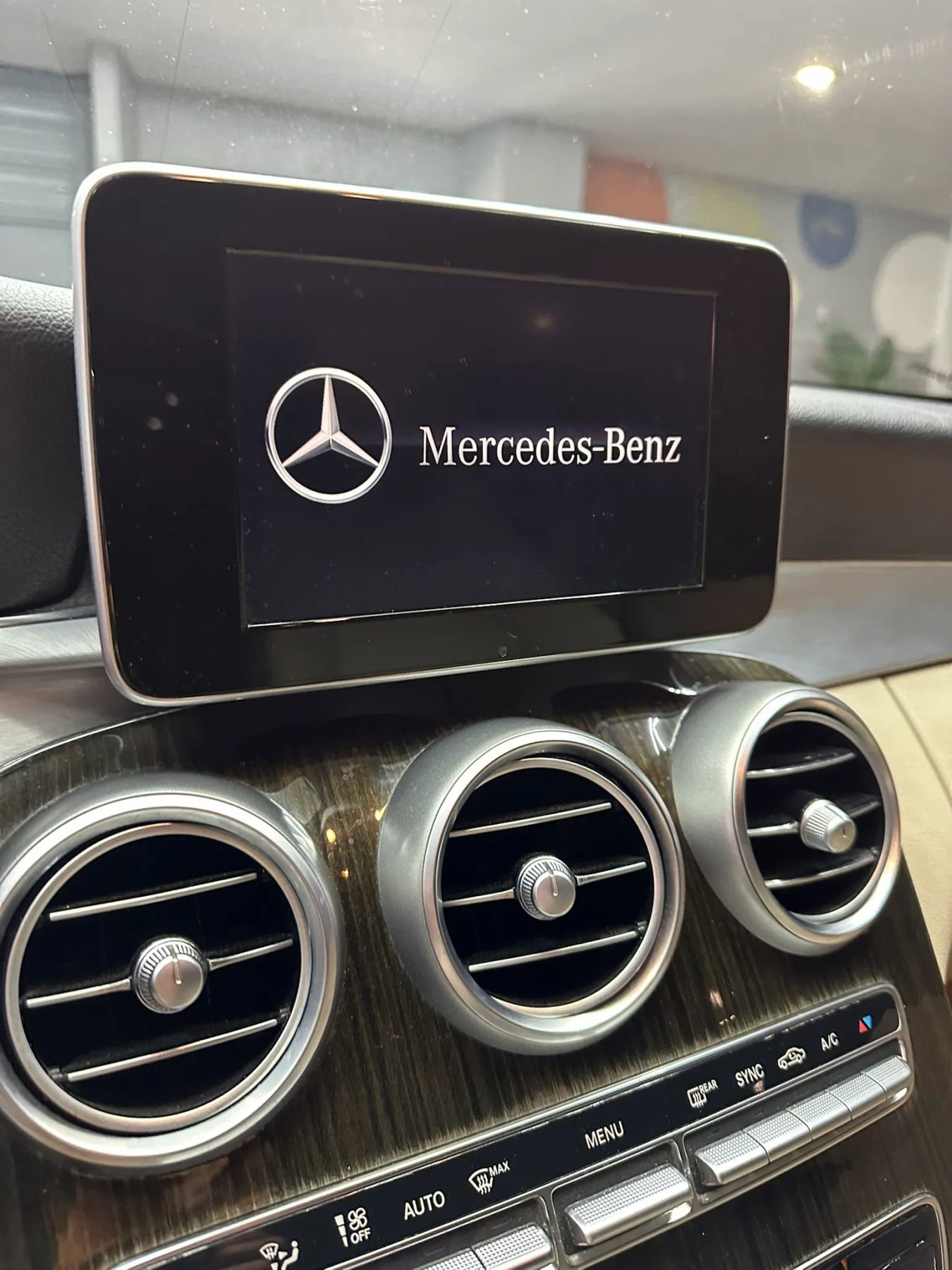 Used 2018 Mercedes-Benz C 300 Cabriolet image 24