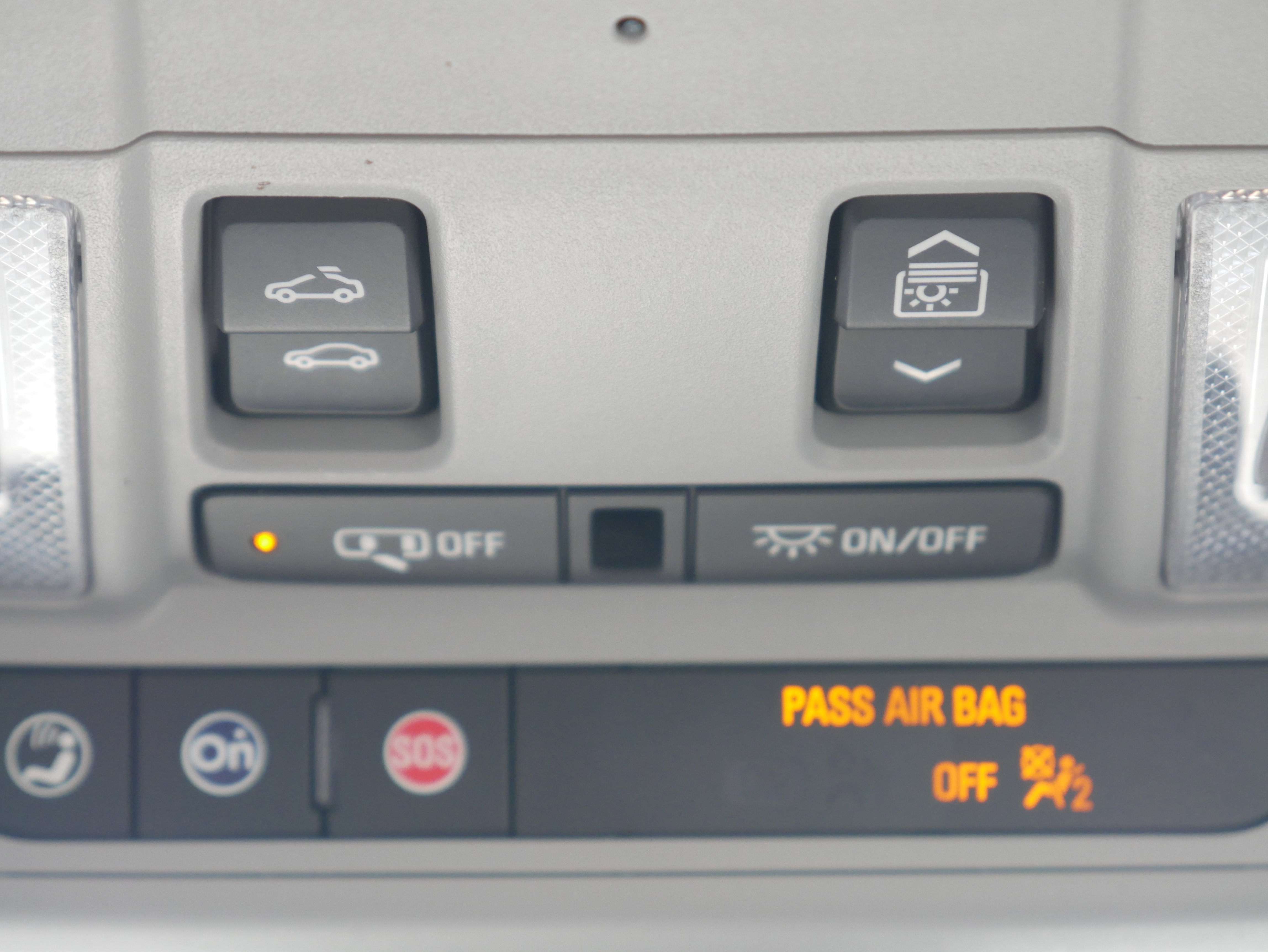 Certified 2020 Chevrolet Equinox Premier image 30