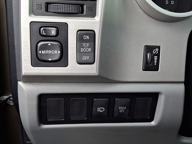 Used 2008 Toyota Sequoia SR5 image 30