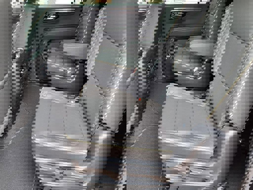 New 2025 Chevrolet Suburban Premier image 8