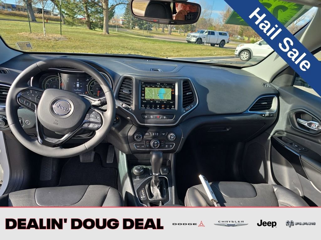 Used 2023 Jeep Cherokee Altitude Lux image 13