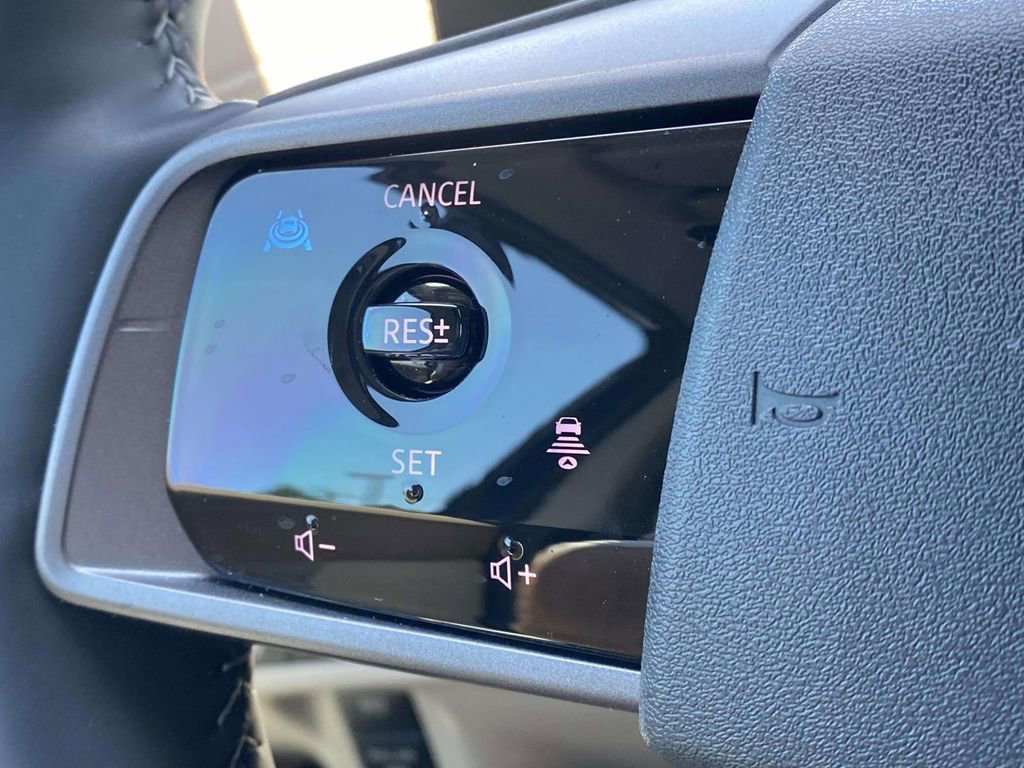 Used 2025 Nissan Murano Platinum w/ Cargo Package AWD/4WD image 32