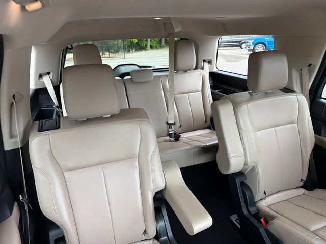 Used 2024 Ford Expedition XLT AWD/4WD image 28