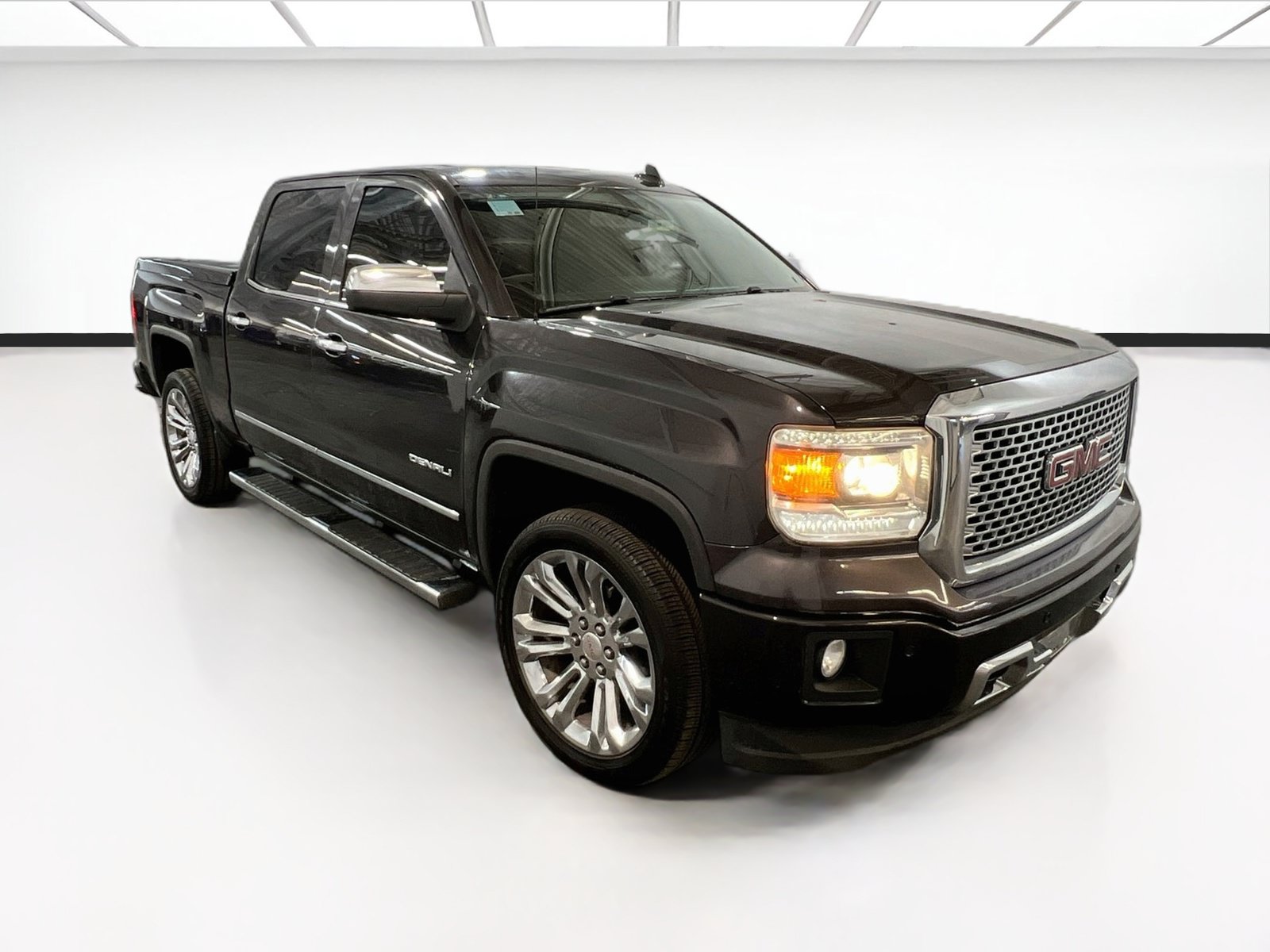 Used 2015 GMC Sierra 1500 Denali AWD/4WD image 3