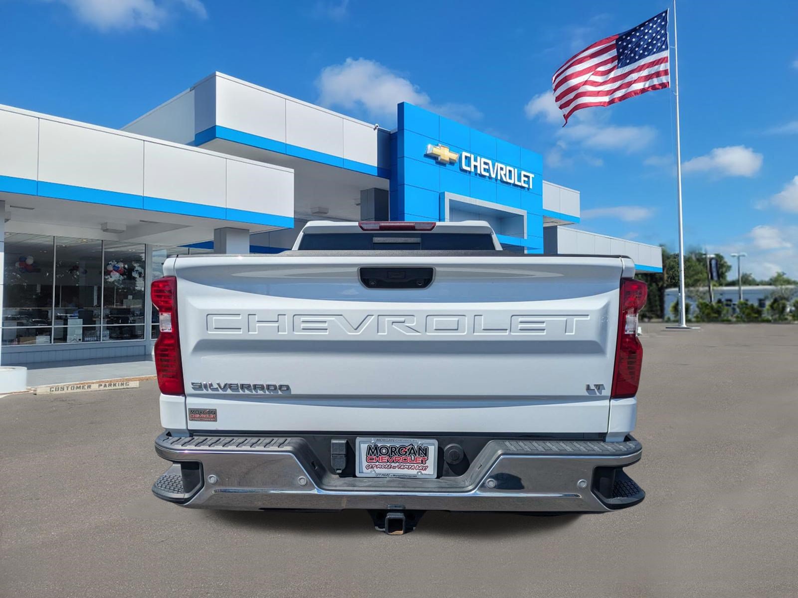 Used 2024 Chevrolet Silverado 1500 LT w/ Safety Package RWD image 4