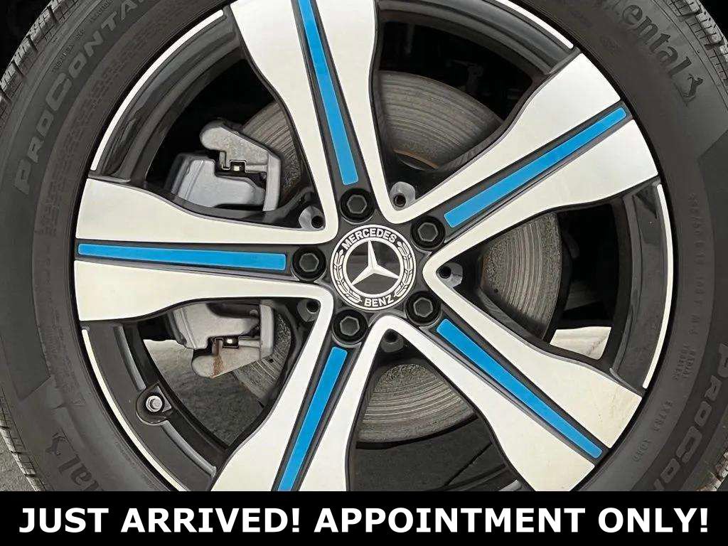 Used 2023 Mercedes-Benz EQB 350 4MATIC SUV image 39