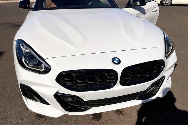 Used 2023 BMW Z4 M40i w/ Premium Package RWD image 29