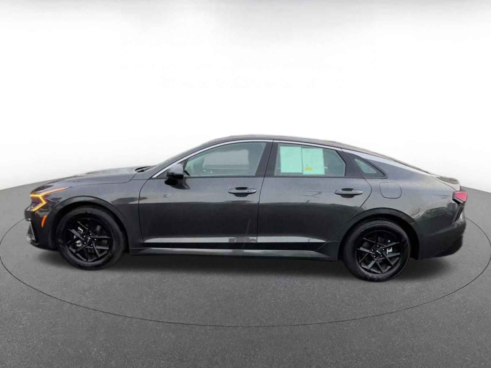 Used 2025 Kia K5 LXS image 9