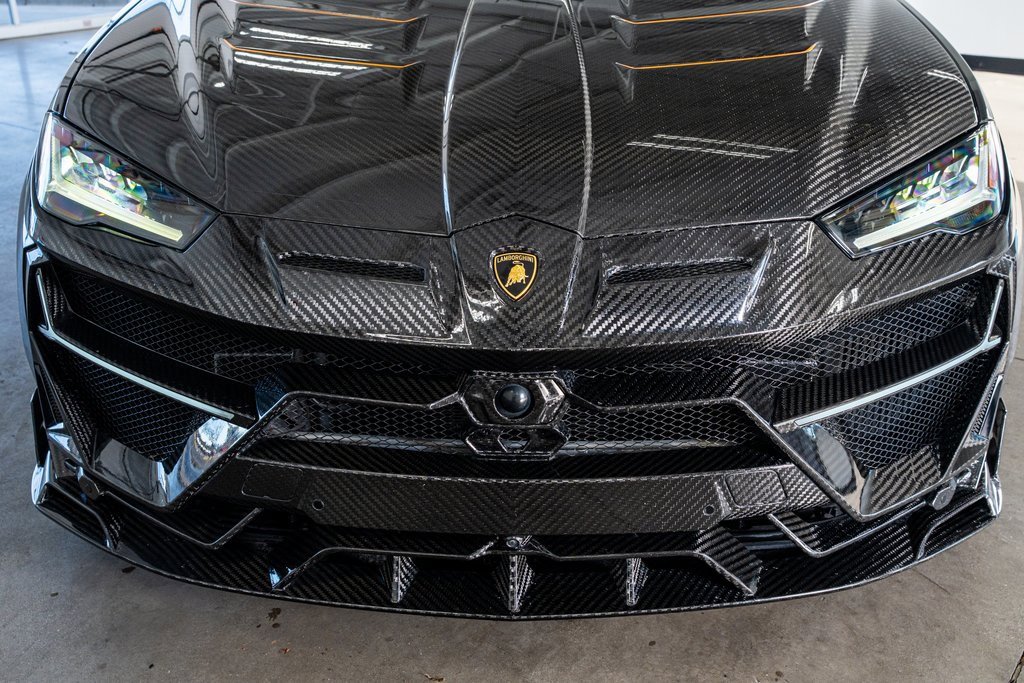 Used 2022 Lamborghini Urus image 17