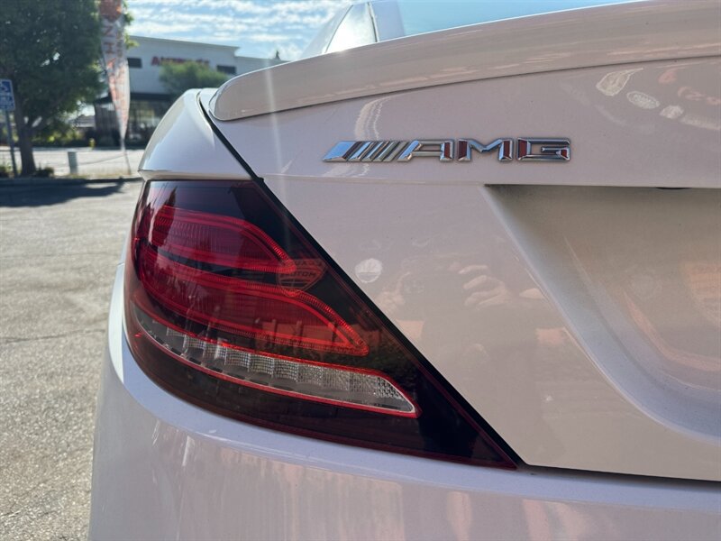 Used 2017 Mercedes-Benz SLC 43 AMG image 13