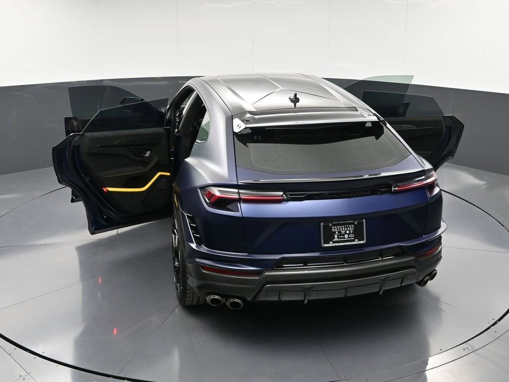 Used 2023 Lamborghini Urus Performante image 40