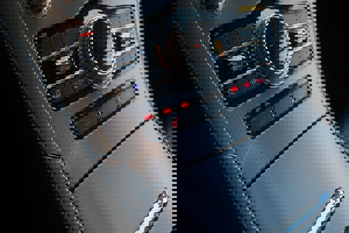 Used 2017 Lincoln MKZ Select FWD image 24