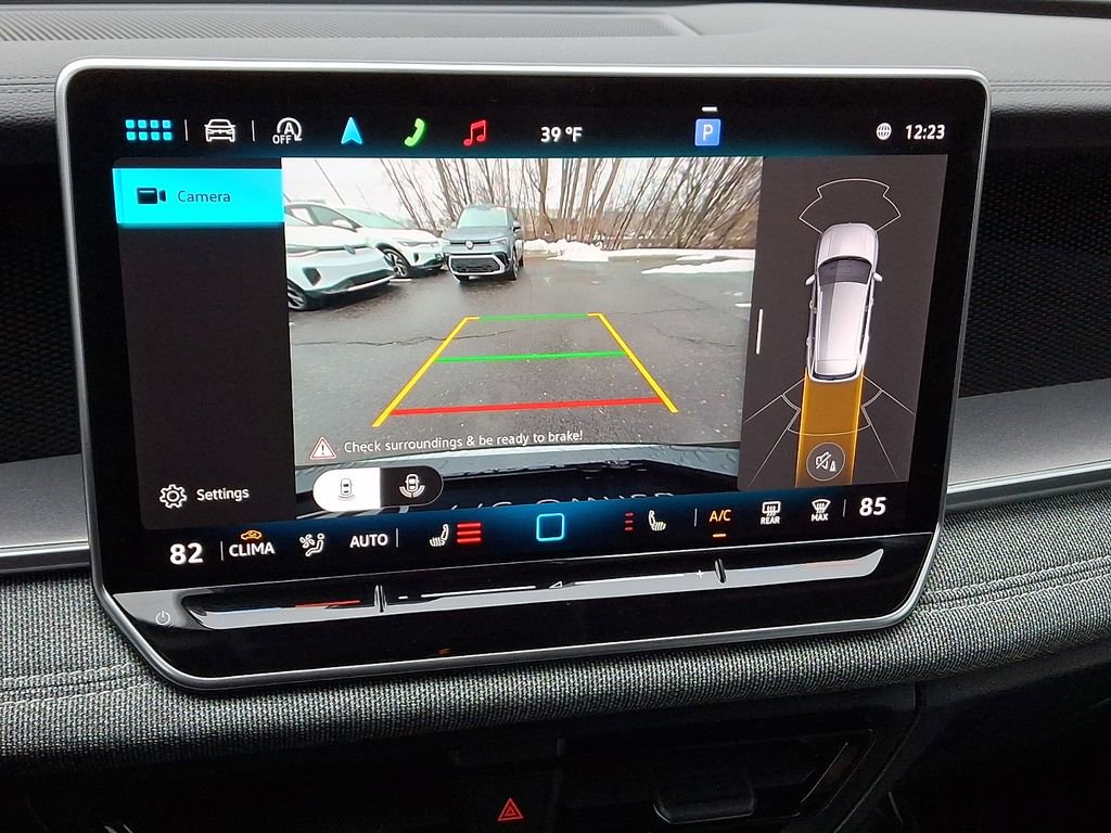 Used 2025 Volkswagen Tiguan S image 18