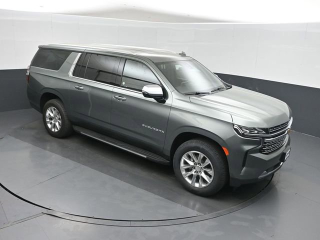 Used 2023 Chevrolet Suburban Premier AWD/4WD image 31