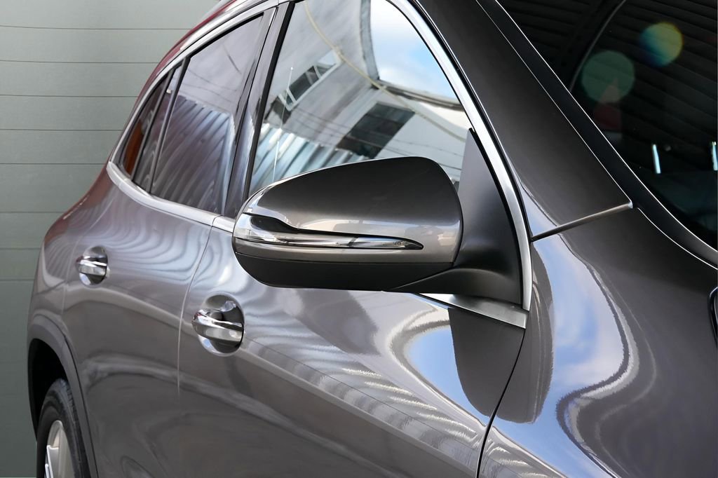 Used 2022 Mercedes-Benz GLA 250 4MATIC image 11