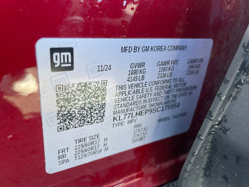 Used 2025 Chevrolet Trax LT FWD image 40