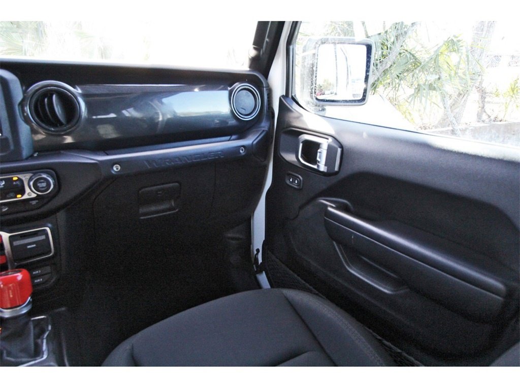 Used 2021 Jeep Wrangler Unlimited Sport image 10