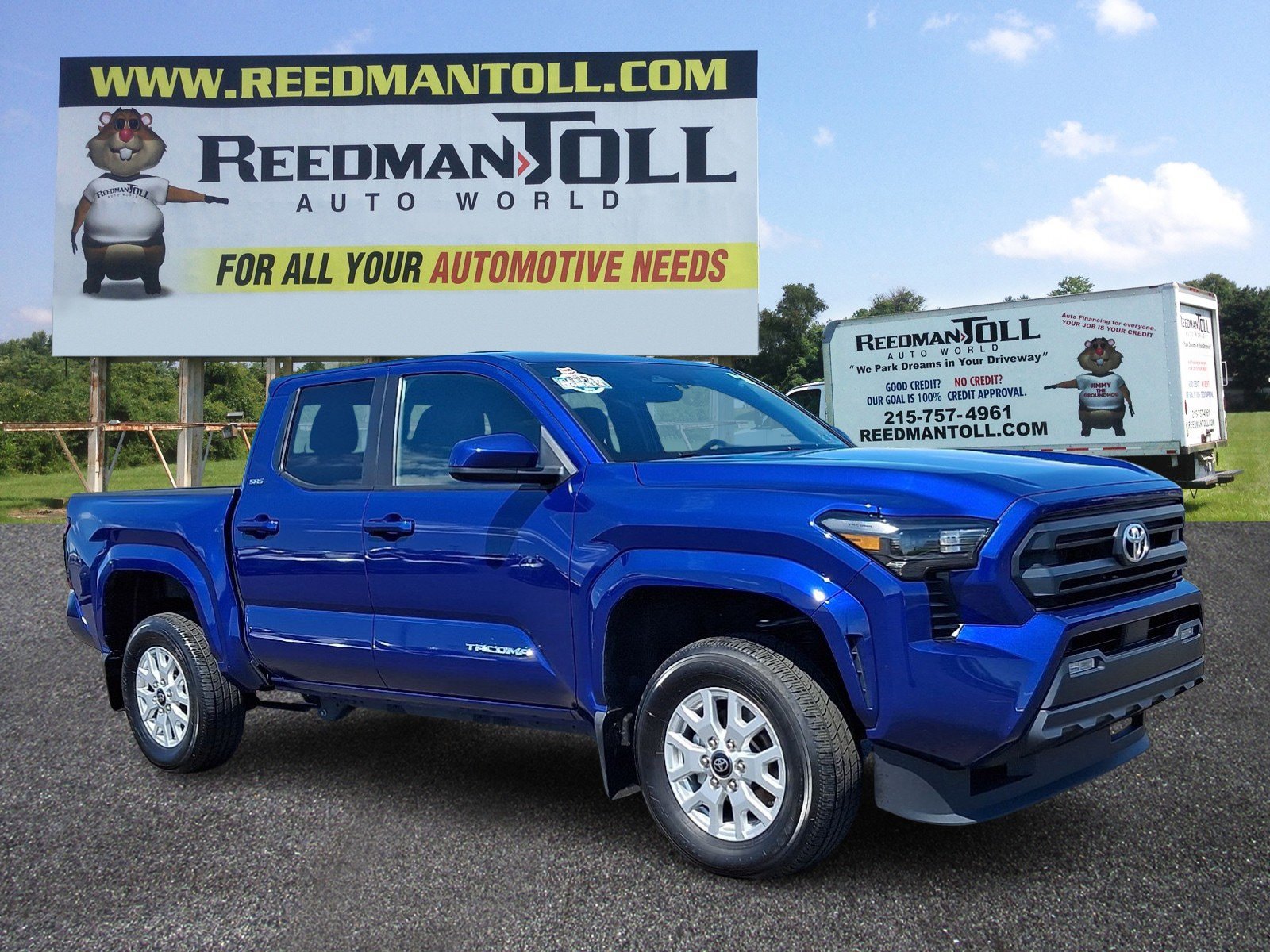Used 2025 Toyota Tacoma SR5 AWD/4WD image 1