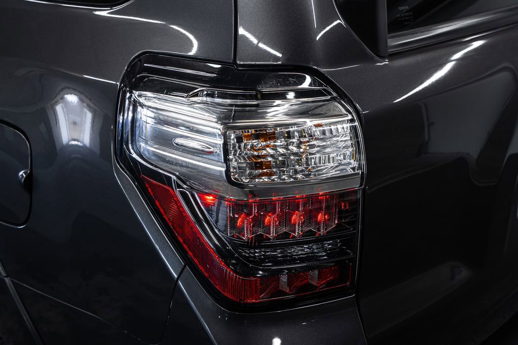 Used 2018 Toyota 4Runner TRD Off-Road Premium image 14