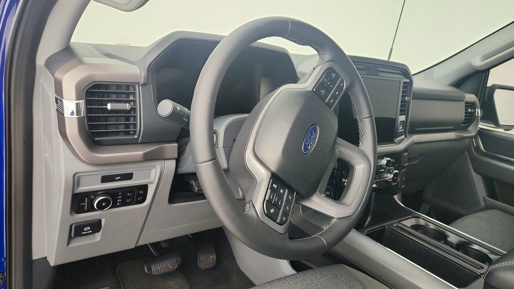 Used 2026 Ford F150 XLT w/ Equipment Group 302A MID RWD image 14