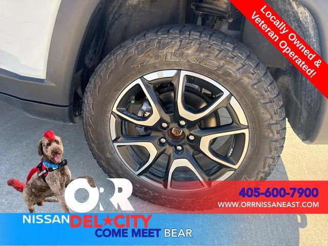 Used 2025 Jeep Compass Trailhawk image 8