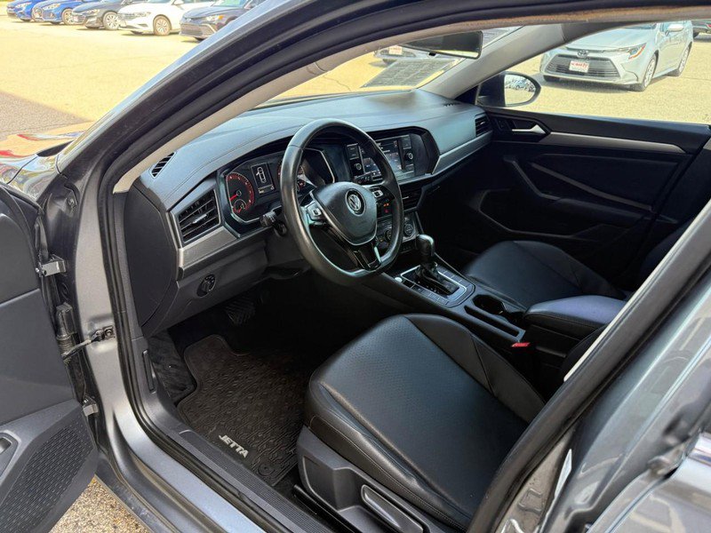 Used 2020 Volkswagen Jetta SE image 10