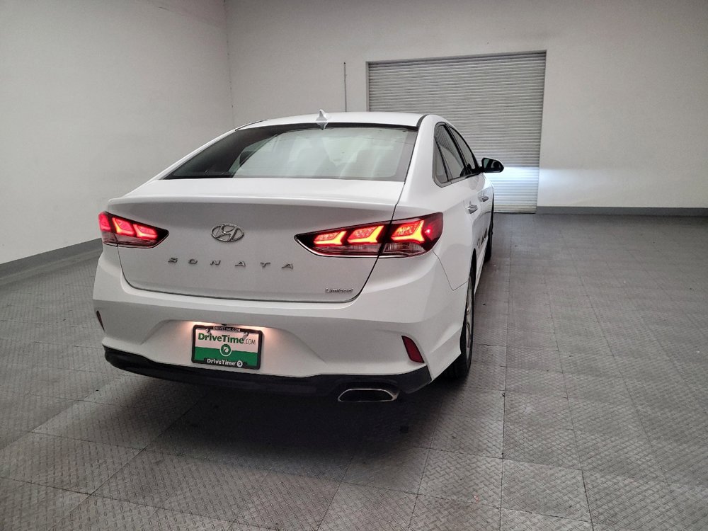Used 2018 Hyundai Sonata Limited image 7