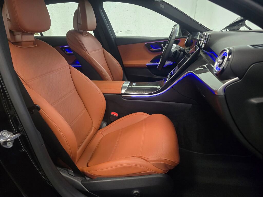 Used 2022 Mercedes-Benz C 300 4MATIC Sedan w/ Pinnacle Trim Package image 28