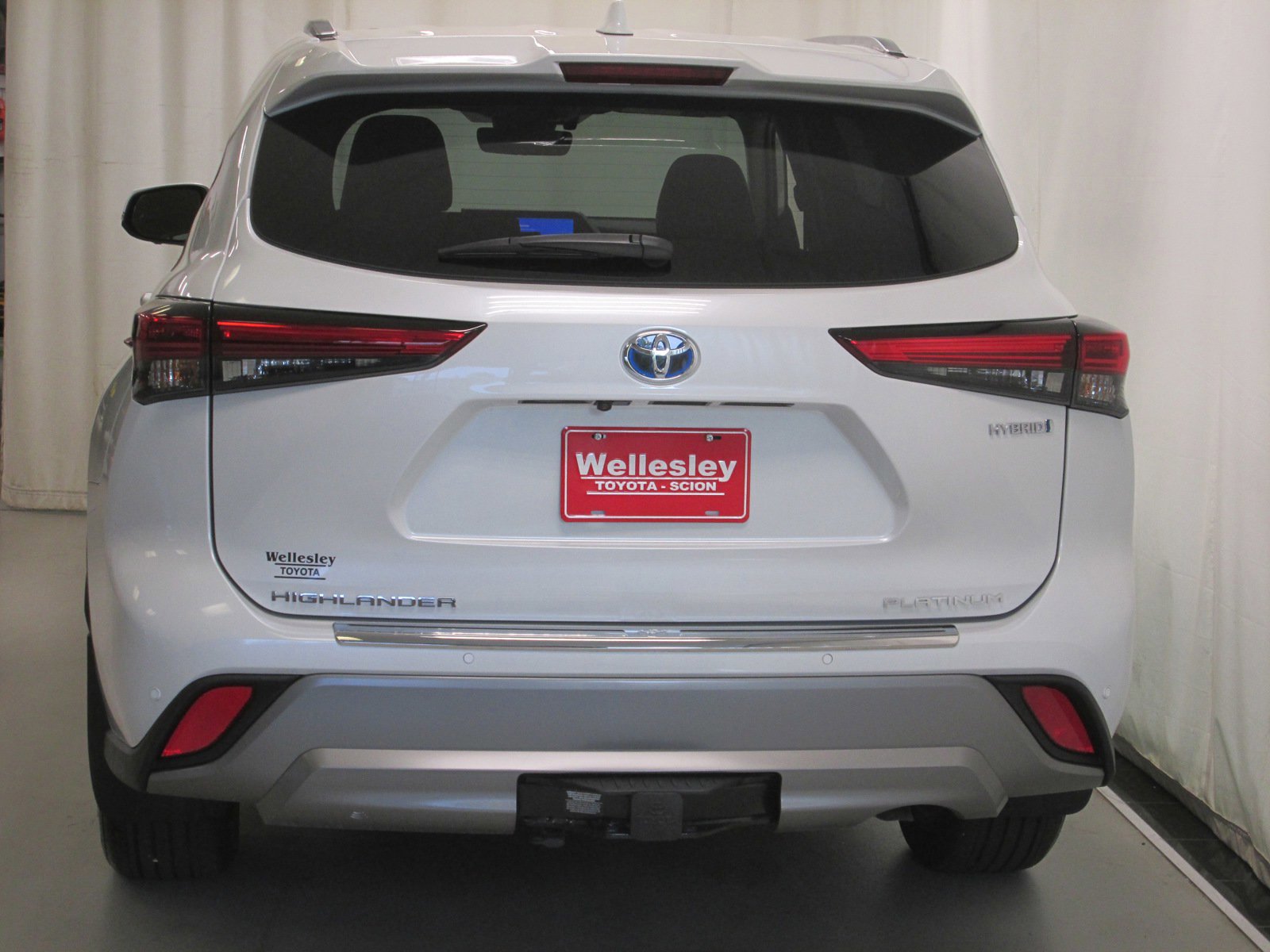 Used 2023 Toyota Highlander Platinum AWD/4WD image 30