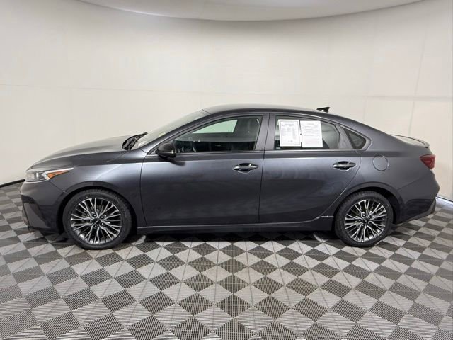 Used 2024 Kia Forte GT-Line FWD image 3