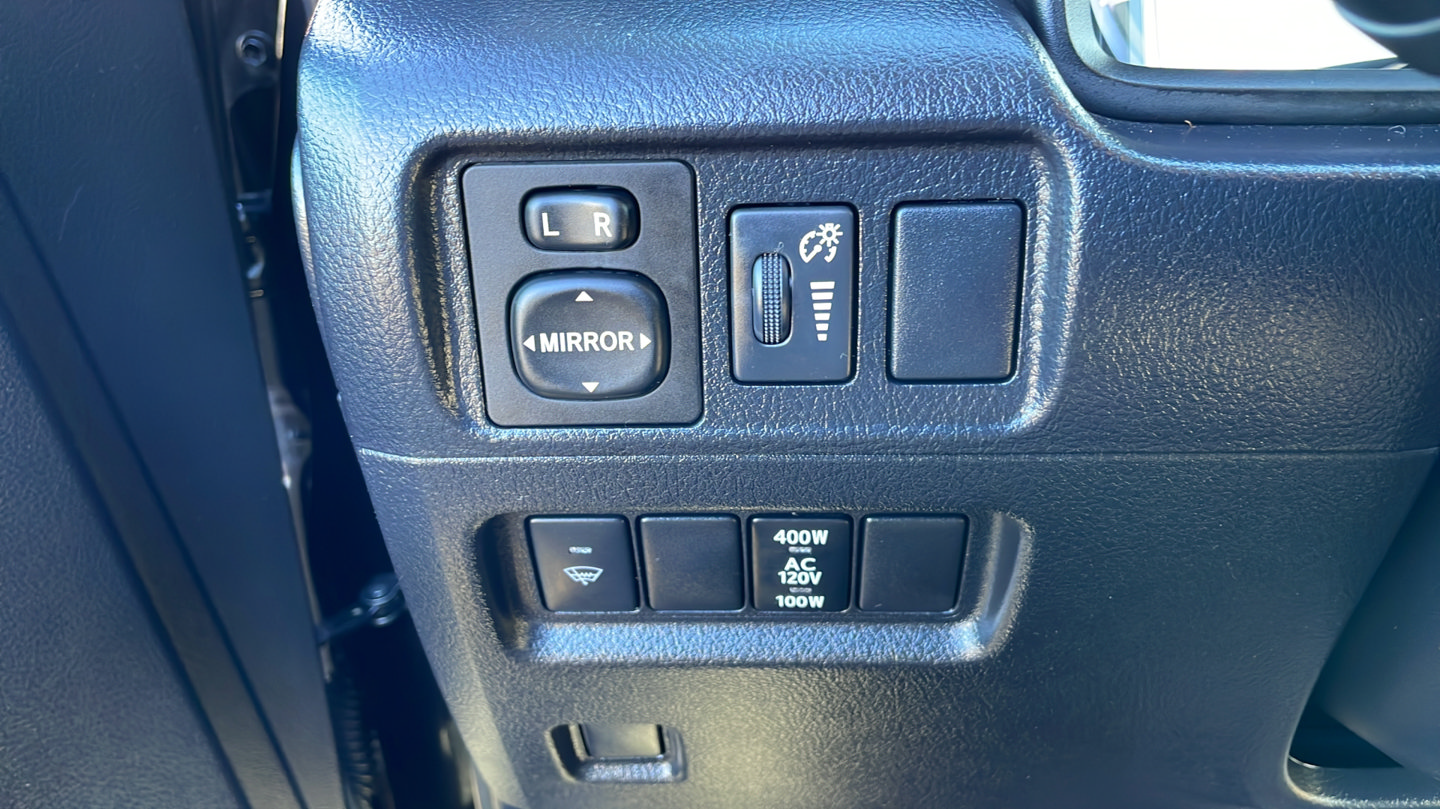 Certified 2018 Toyota 4Runner SR5 Premium AWD/4WD image 16
