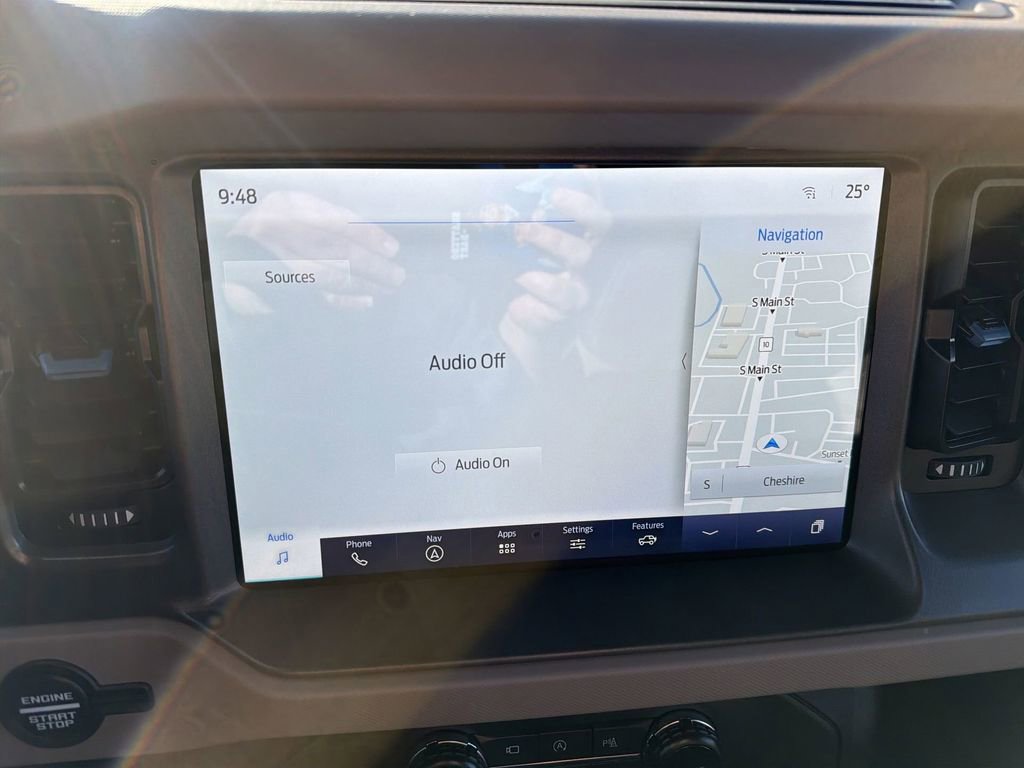 Used 2024 Ford Bronco Wildtrak image 16