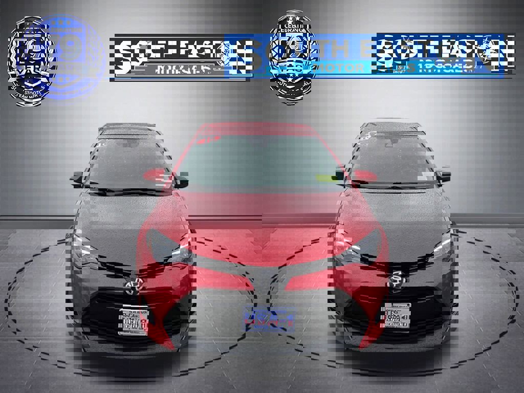 Used 2018 Toyota Corolla LE w/ Carpet Mat Package (TMS) image 3